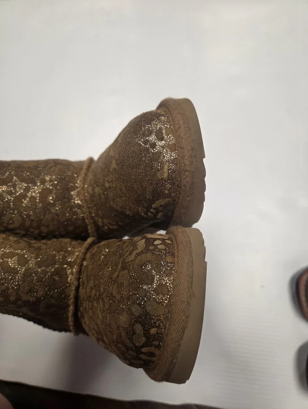 UGG 10 Toddler Classic II Glitter Leopard Chestnut Boot Shearling